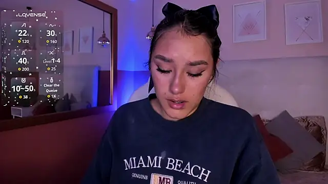  Sophie  miller online show from 04/10/26, 08:27