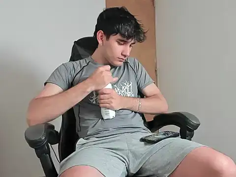 leo030809 online show from 03/25/26, 11:47