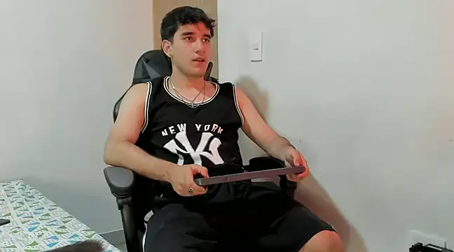 leo030809 online show from 12/06/24, 11:41