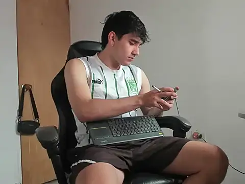 leo030809 online show from 03/24/26, 07:36