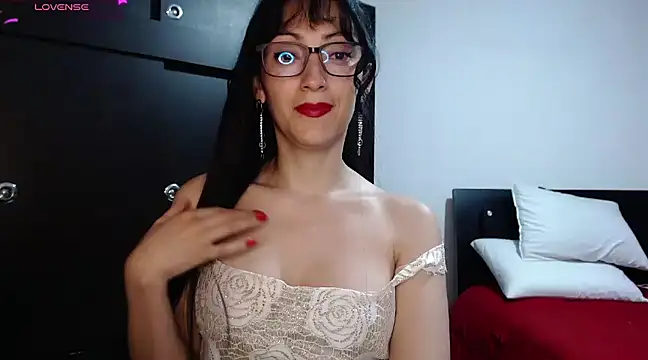 Alicee moss online show from 02/26/25, 11:41