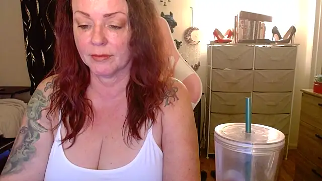 Snapshot of Nikkimastersgirl1091 chatting on 03/15/26, 05:31 Nikkimastersgirl1091 online show from 03/15/26, 05:31