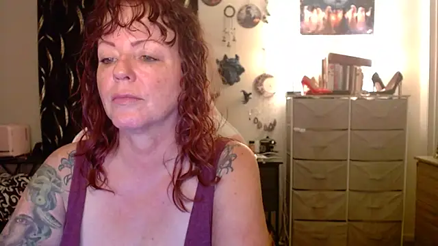 Snapshot of Nikkimastersgirl1091 chatting on 04/01/26, 01:30 Nikkimastersgirl1091 online show from 04/01/26, 01:30