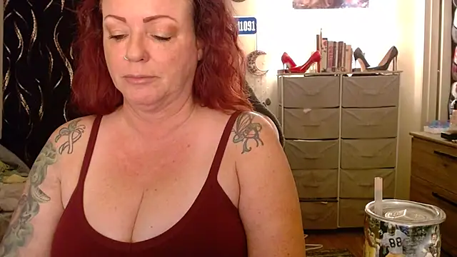 Nikkimastersgirl1091 online show from 11/03/25, 03:15