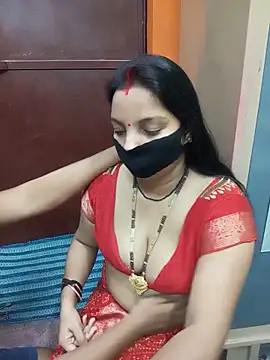 Snapshot of Manjudear chatting on 06/17/26, 05:18 Manjudear online show from 06/17/26, 05:18