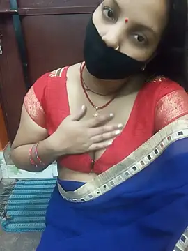Snapshot of Manjudear chatting on 07/06/26, 05:25 Manjudear online show from 07/06/26, 05:25