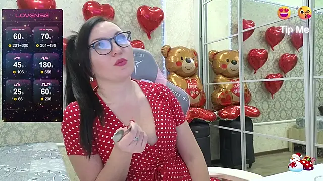 Snapshot of -DIVORA- chatting on 02/11/26, 08:52 -DIVORA- online show from 02/11/26, 08:52