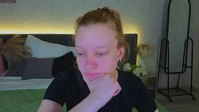 Michelle Blond online show from 04/05/26, 09:38