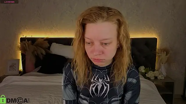 Michelle Blond online show from 04/19/26, 01:06