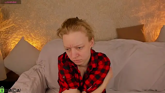 Michelle Blond online show from 03/24/26, 07:30