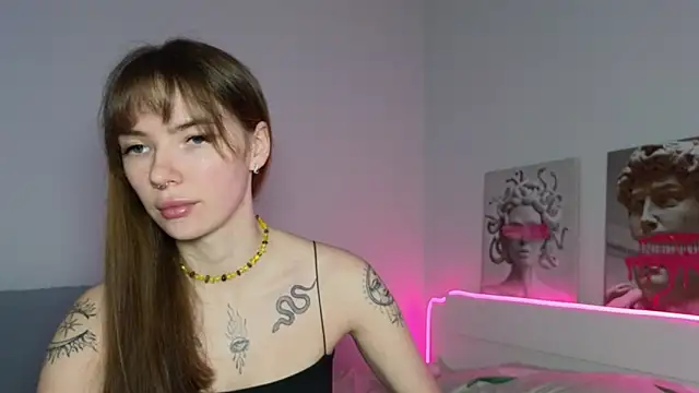 Snapshot of Vetalife chatting on 03/17/25, 10:06 Vetalife online show from 03/17/25, 10:06