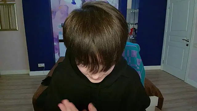 EmiliaYours online show from 02/15/25, 05:17