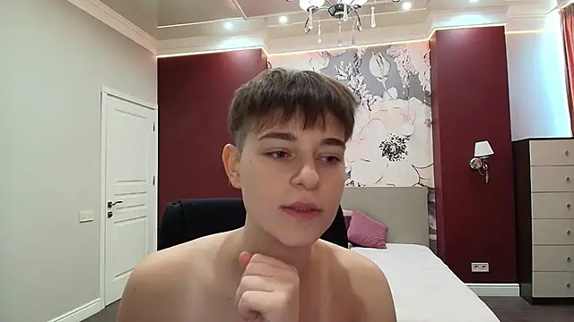 EmiliaYours online show from 09/22/25, 03:07