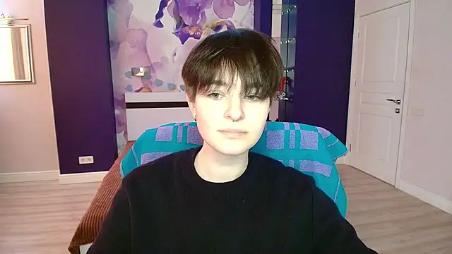 EmiliaYours online show from 02/18/25, 01:33