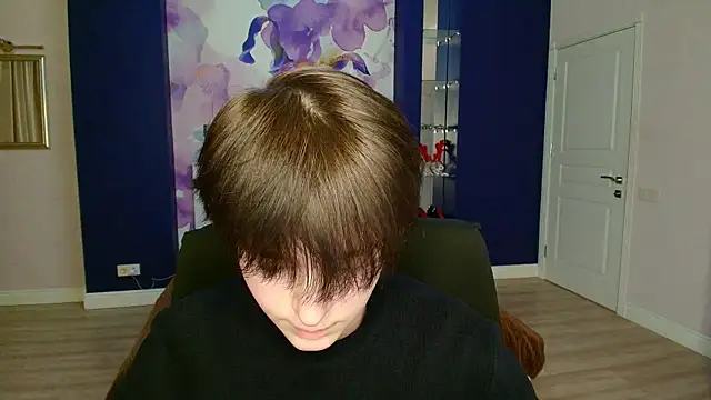 EmiliaYours online show from 02/18/25, 05:09