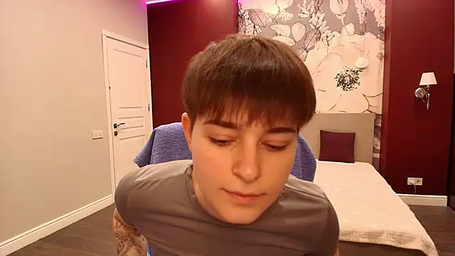 EmiliaYours online show from 03/21/26, 02:43