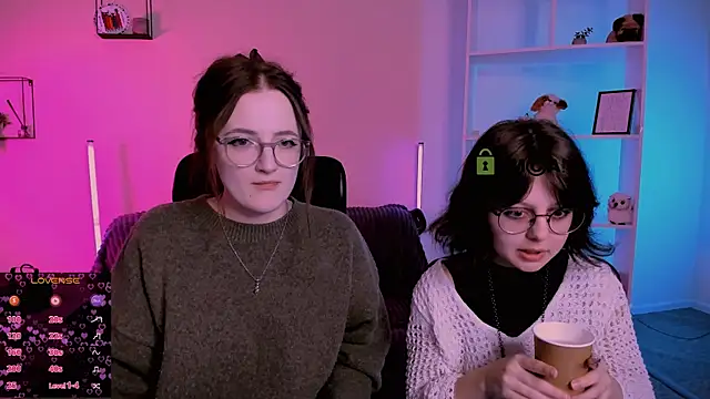 luna berryy online show from 12/03/25, 08:08