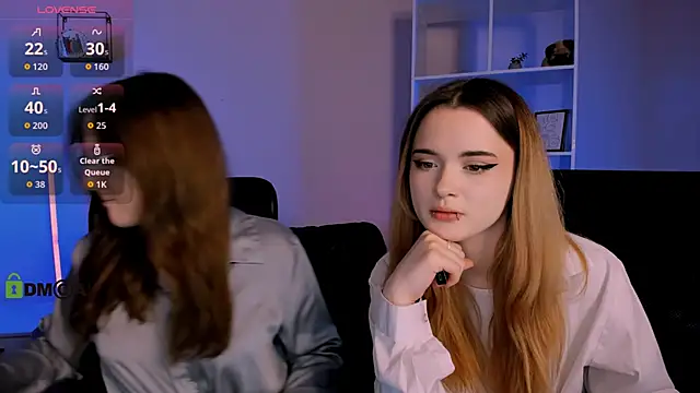 luna berryy online show from 12/05/25, 08:17