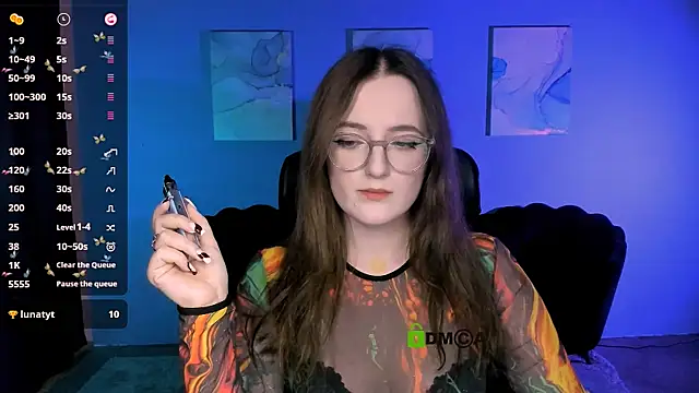 luna berryy online show from 11/09/25, 08:24