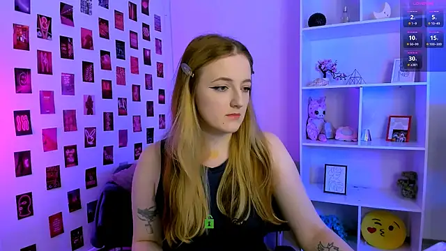 luna berryy online show from 07/07/26, 06:44