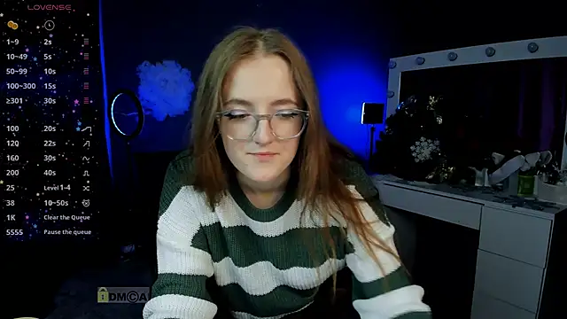 luna berryy online show from 01/12/25, 02:56