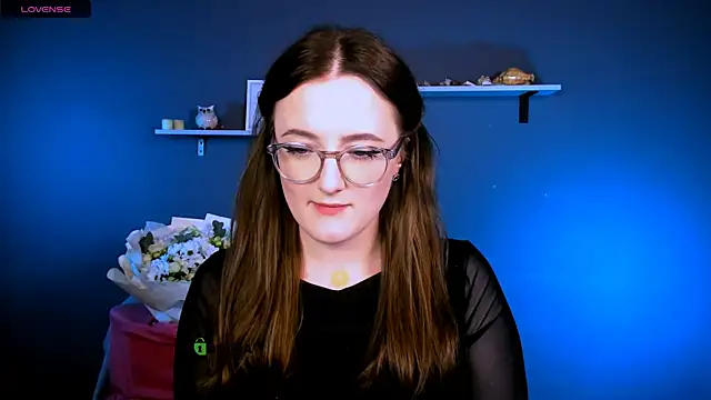 luna berryy online show from 11/05/25, 08:12