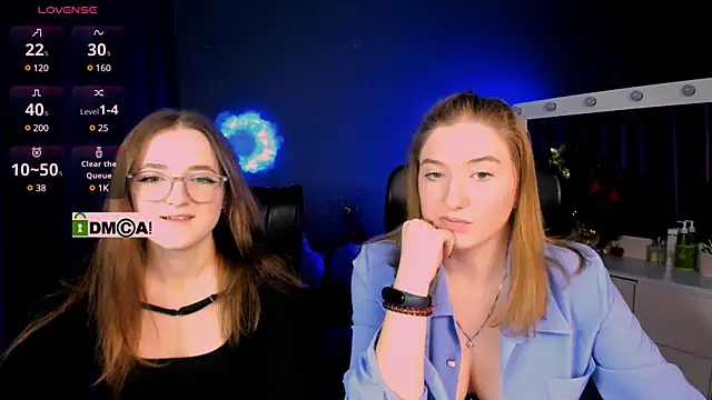 luna berryy online show from 02/04/25, 08:17