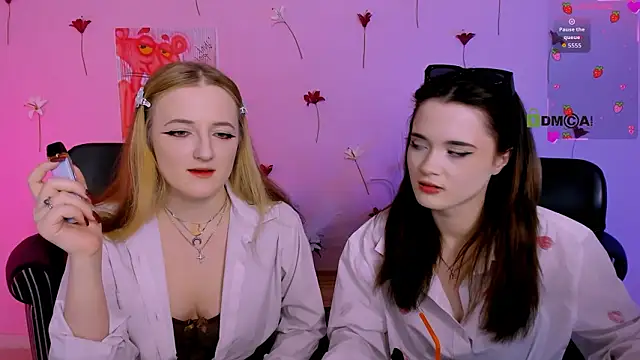 luna berryy online show from 03/28/26, 09:16