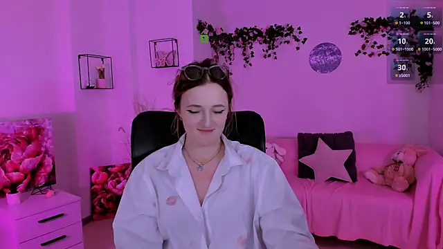 luna berryy online show from 07/23/26, 02:09