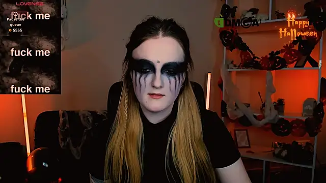 luna berryy online show from 10/23/25, 07:23