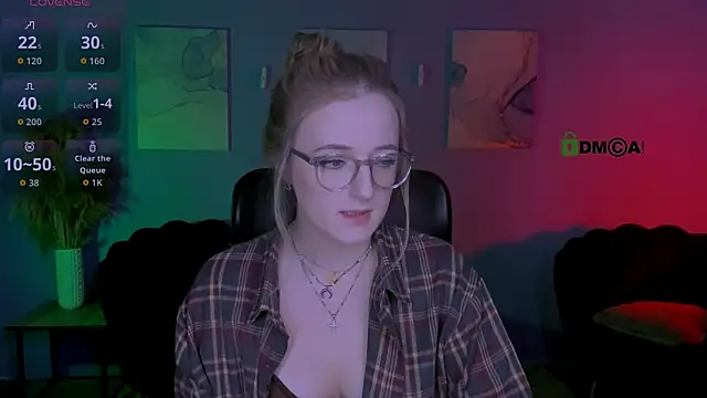 luna berryy online show from 04/04/26, 07:53