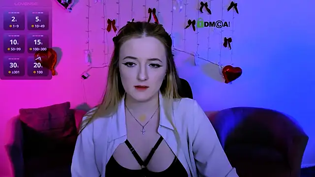 luna berryy online show from 03/27/26, 08:32