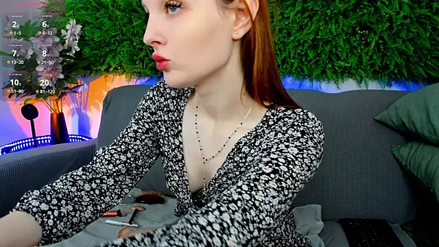 AprilAvery online show from 11/29/25, 04:18