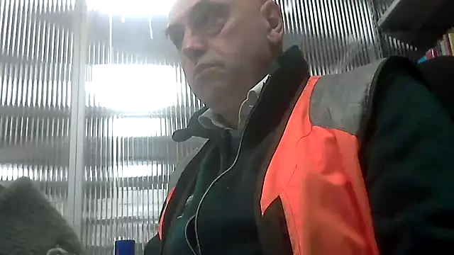 pantomax online show from 10/31/25, 01:13