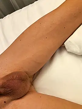 Secret couple  online show from 03/20/26, 09:16