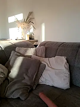 Secret couple  online show from 11/14/25, 07:01