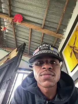 Snapshot of ElNegroRony chatting on 12/28/24, 05:03 ElNegroRony online show from 12/28/24, 05:03