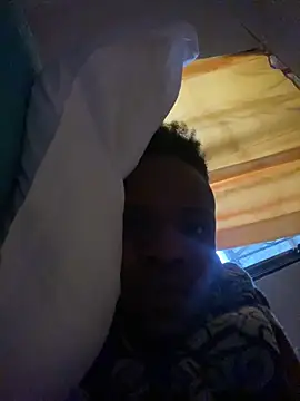 Snapshot of ElNegroRony chatting on 10/16/25, 12:57 ElNegroRony online show from 10/16/25, 12:57