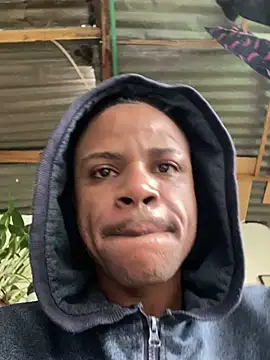 Snapshot of ElNegroRony chatting on 02/10/25, 02:37 ElNegroRony online show from 02/10/25, 02:37