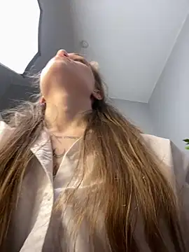 KitteCat online show from 02/25/25, 12:16