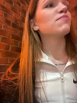 KitteCat online show from 03/04/25, 10:02