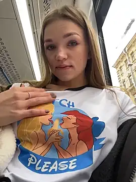 KitteCat online show from 10/16/25, 09:50