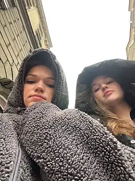 KitteCat online show from 11/21/25, 08:02