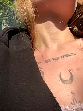 KitteCat online show from 09/28/25, 12:56