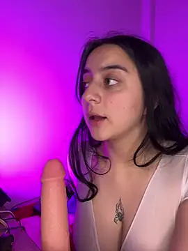 Cassie-millers online show from 02/20/25, 07:41