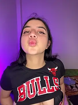 Cassie-millers online show from 02/03/25, 02:34