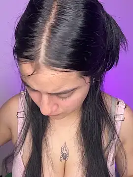 Cassie-millers online show from 02/07/25, 04:56