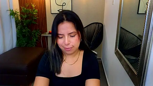 Sharlotte Milk online show from 11/17/25, 10:41