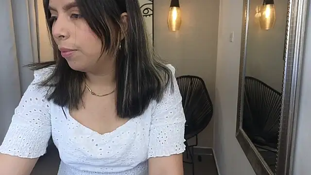 Sharlotte Milk online show from 12/01/25, 10:49