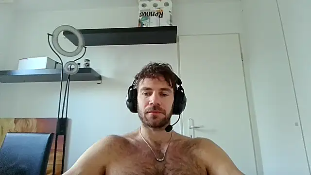 alpha-hunk online show from 11/29/25, 09:53